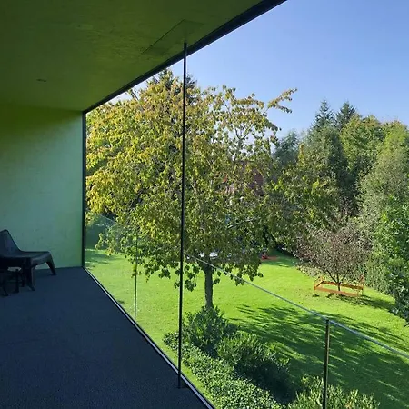 Black Loft - The Artist's Place Holiday home *
