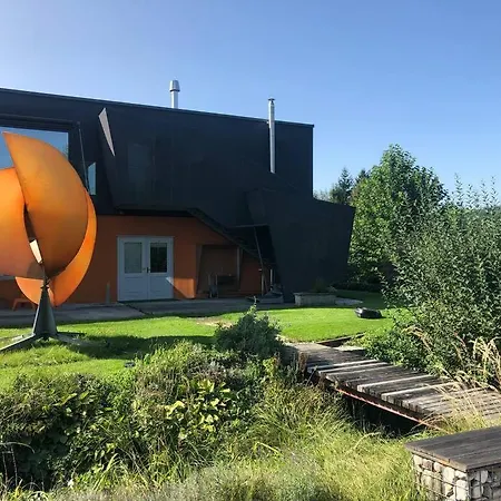 Black Loft - The Artist's Place Holiday home